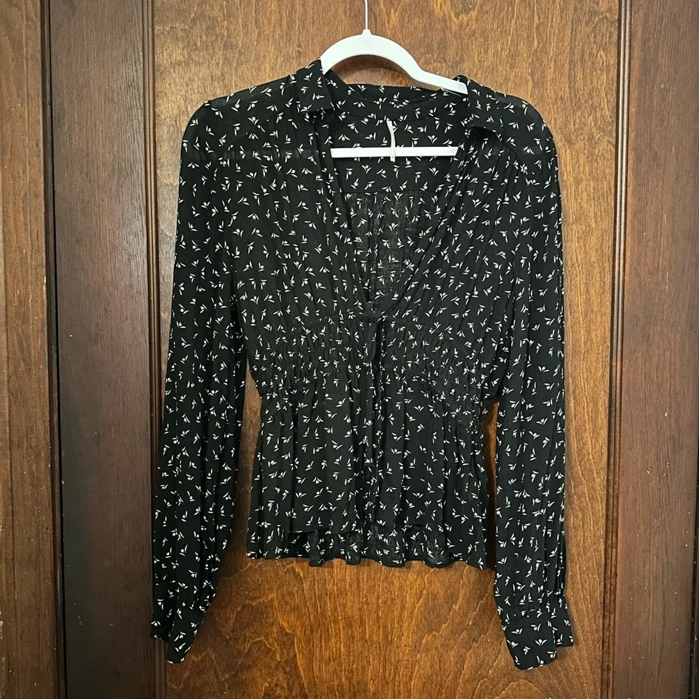FREE PEOPLE Colette Printed Top Black White Size M